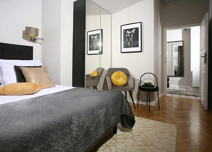 Gem By Castle * Krakau