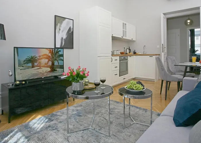 Gem By Castle * Krakow