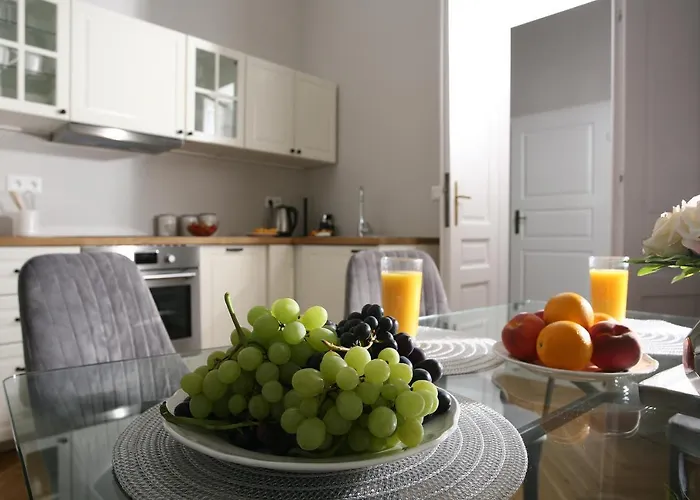 Apartment Gem By Castle *